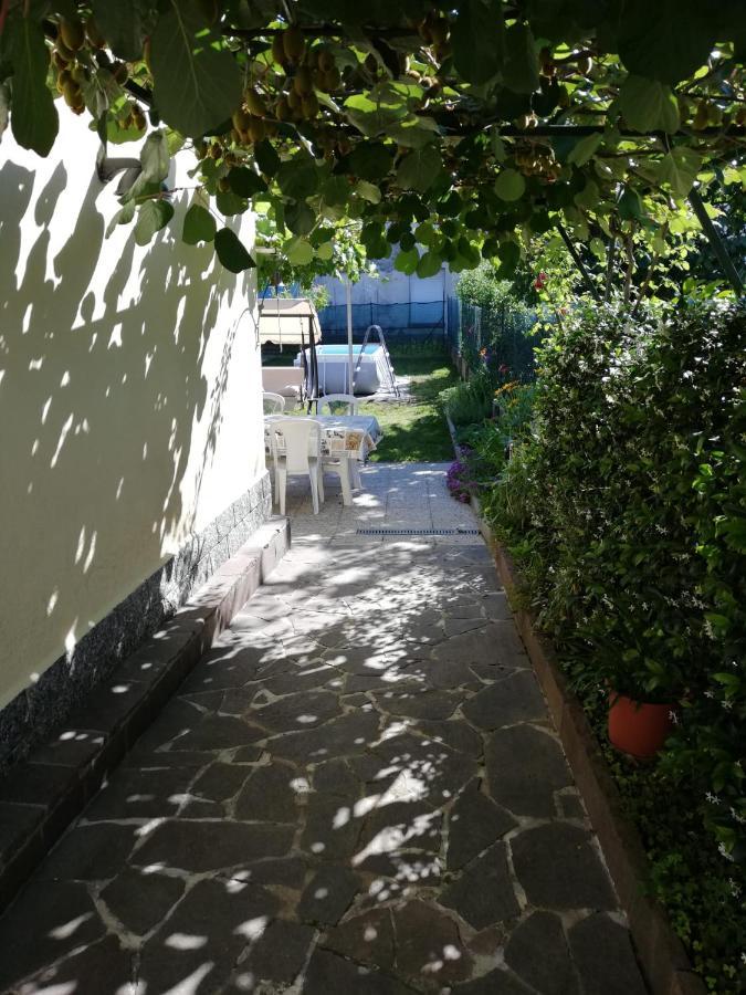 Ferienwohnung Ginger'S House Malpensa Cardano Al Campo Exterior foto